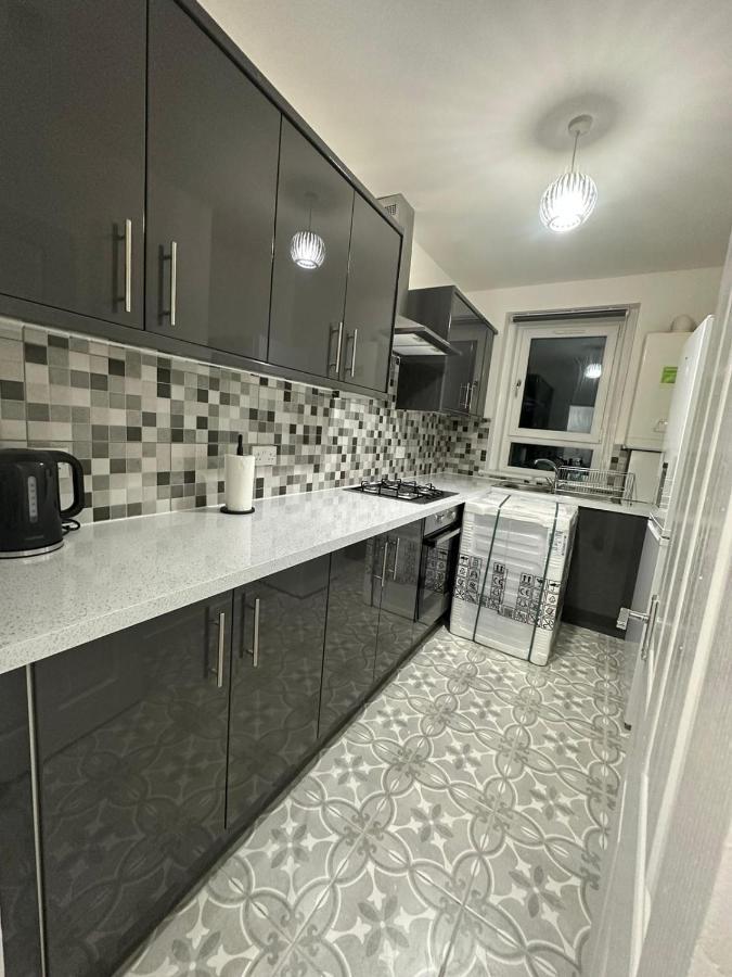 Newly Renovated Lux 2 Bed Apartment Glasgow Exterior foto